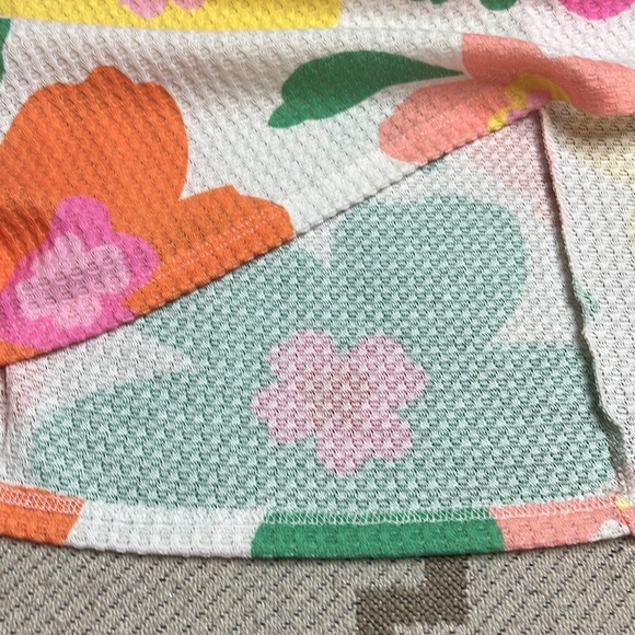 Hopely Floral waffle oversized Top with Vibrant Colors - Picture 5 of 11